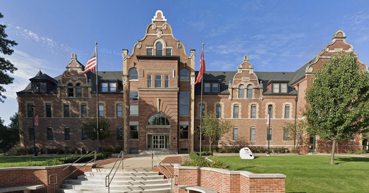 Grand View University Henning Student Center (Speed Lyceum)